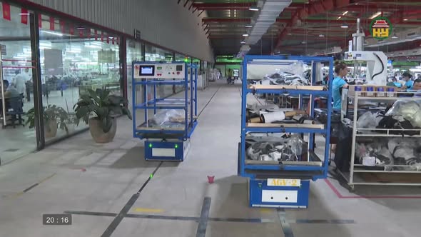 Hình ảnh Robot TOT vận hành tại nhà máy Maxport